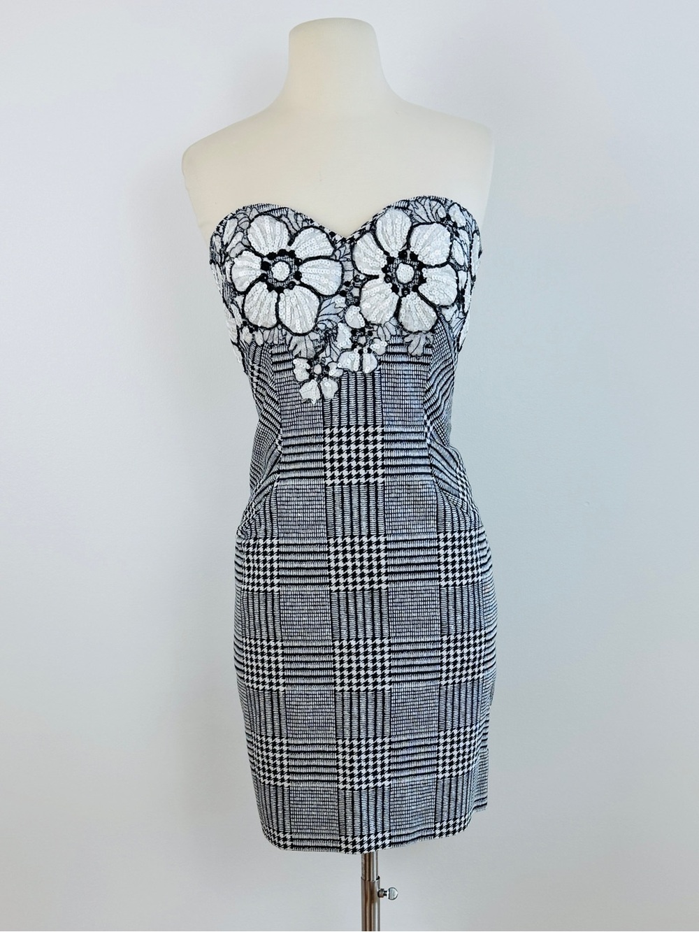 Vintage Bob Mackie Houndstooth Floral Beaded Sequin Mini Dress